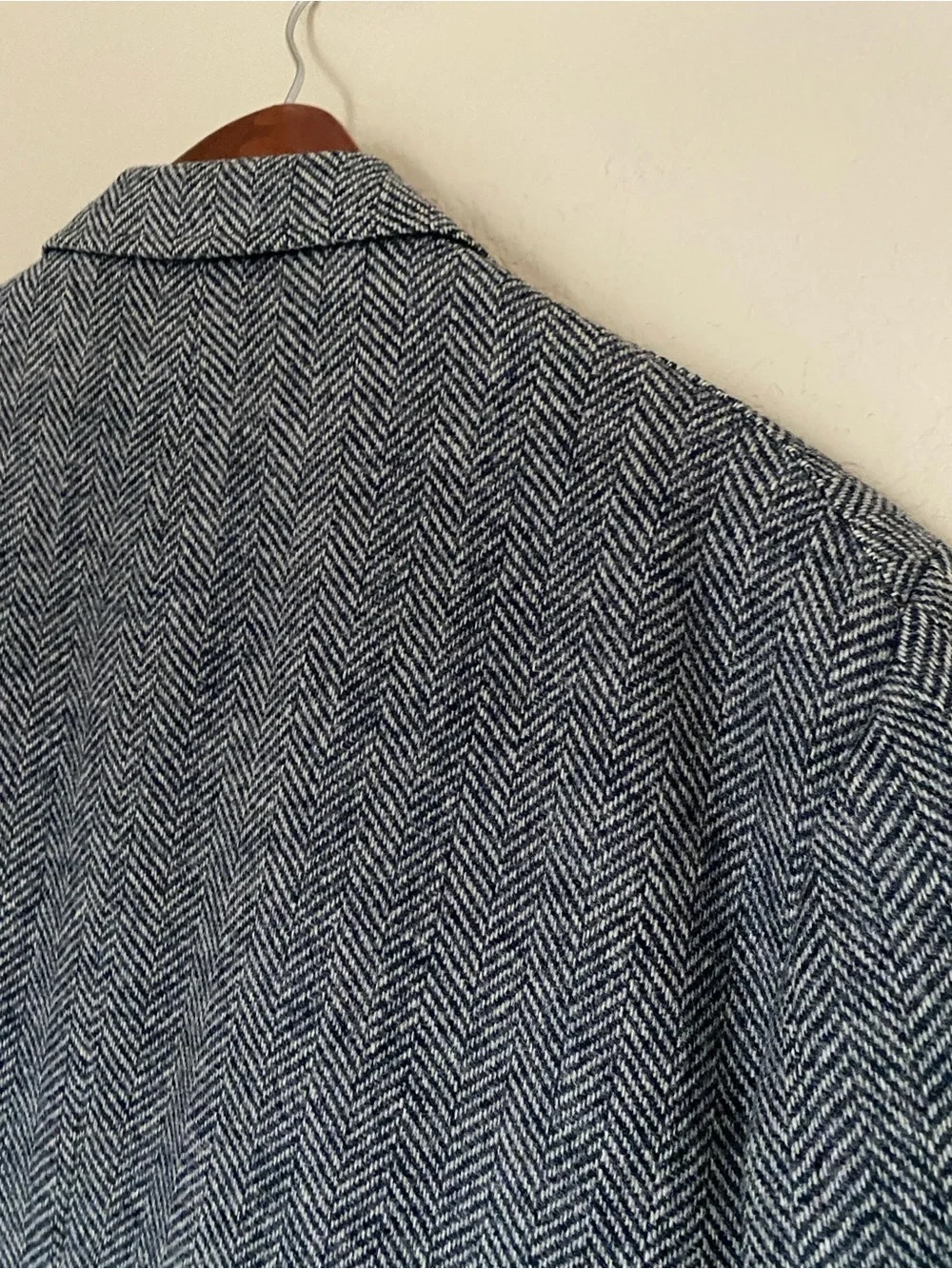 Quiet luxury classic tailored Vintage Scottish wool blazer 46L made in USA